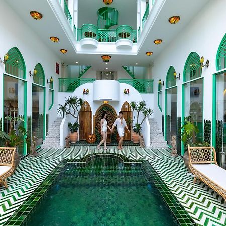 Pisces Hotel Хуе Екстериор снимка