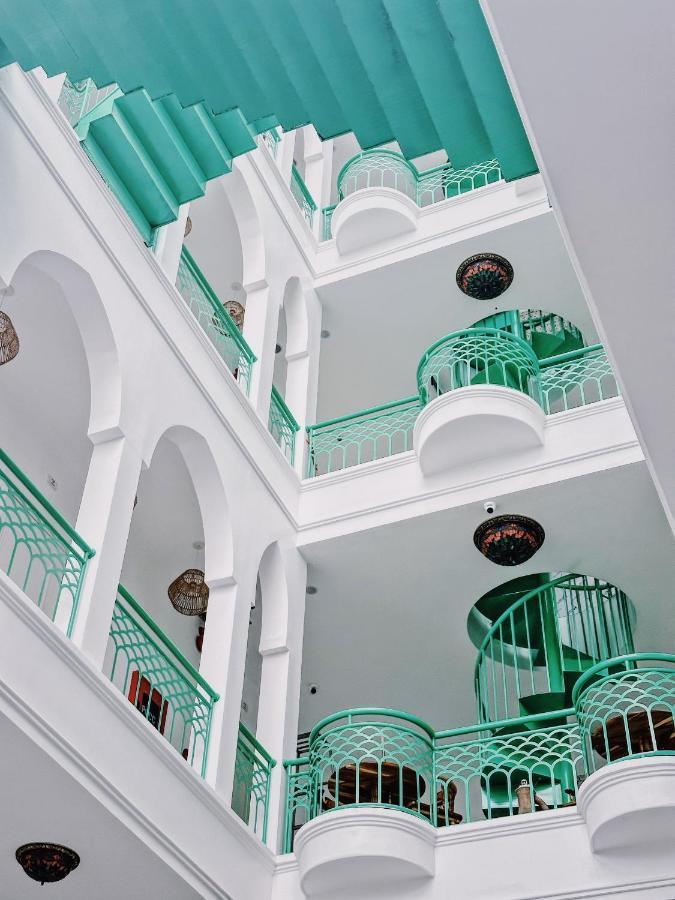 Pisces Hotel Хуе Екстериор снимка