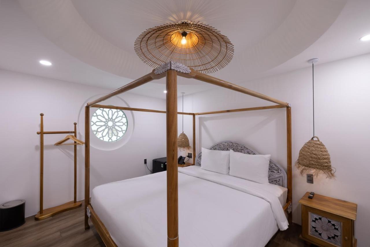 Pisces Hotel Хуе Екстериор снимка